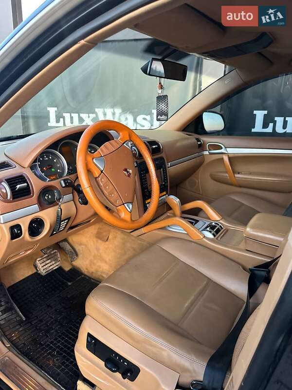 Позашляховик / Кросовер Porsche Cayenne 2004 в Шумську