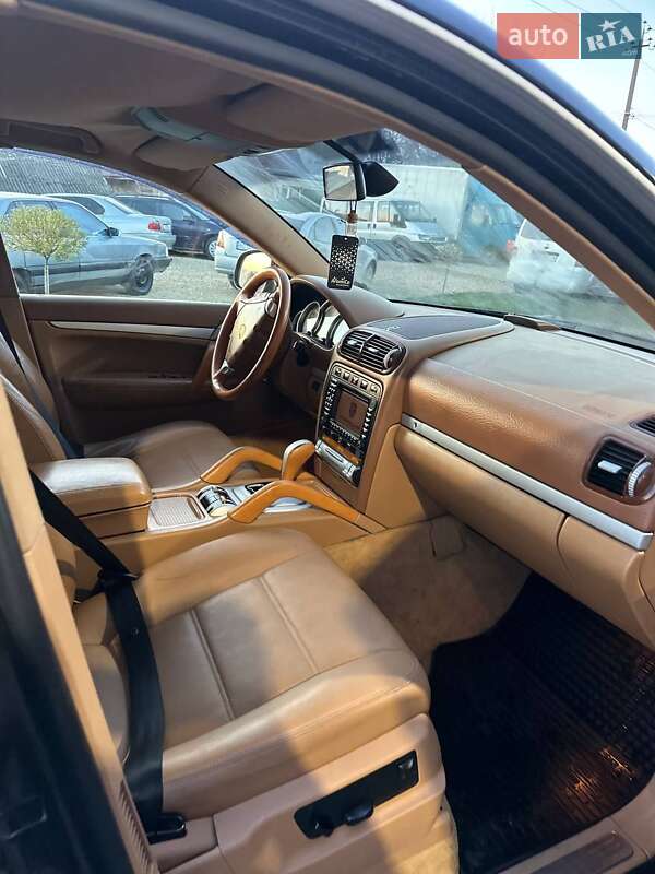 Позашляховик / Кросовер Porsche Cayenne 2004 в Шумську