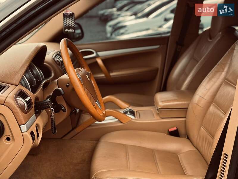 Позашляховик / Кросовер Porsche Cayenne 2004 в Шумську