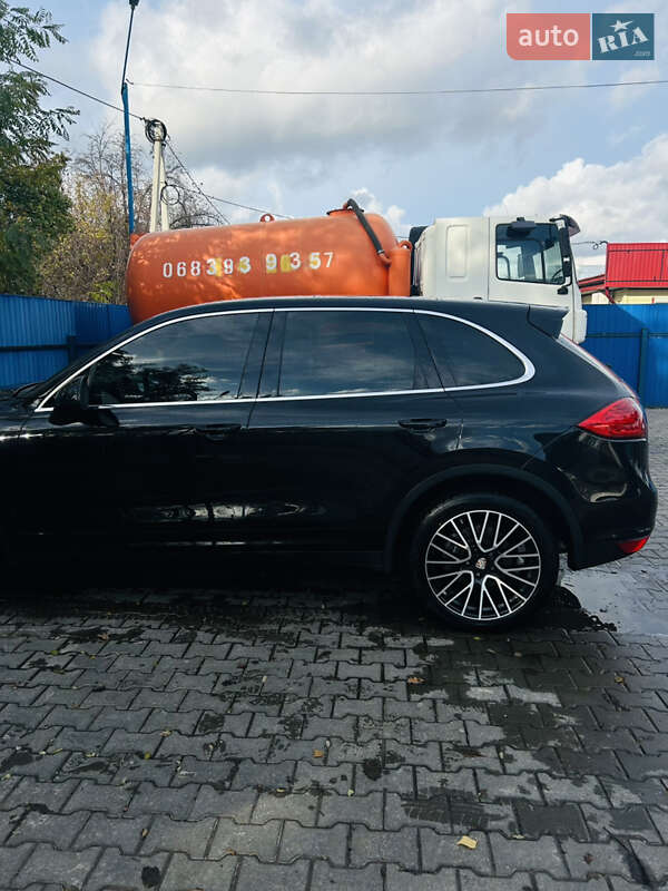 Внедорожник / Кроссовер Porsche Cayenne 2011 в Гадяче фото 3 Внедорожник / Кроссовер Porsche Cayenne 2011 в Гадяче
