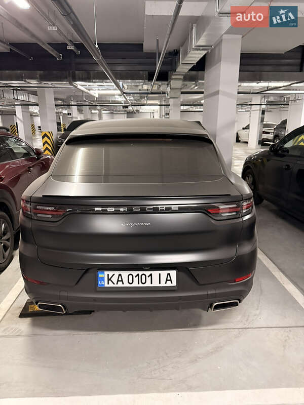 Позашляховик / Кросовер Porsche Cayenne 2021 в Києві