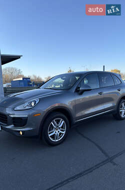 Внедорожник / Кроссовер Porsche Cayenne 2015 в Киеве