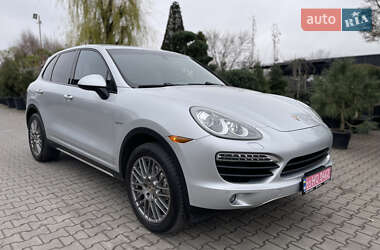 Внедорожник / Кроссовер Porsche Cayenne 2014 в Луцке