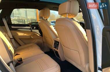 Внедорожник / Кроссовер Porsche Cayenne 2022 в Львове