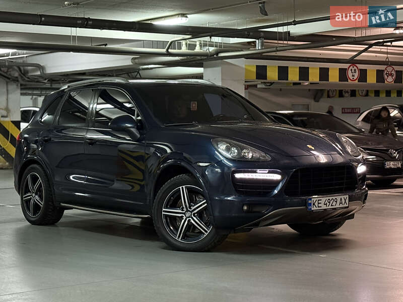Внедорожник / Кроссовер Porsche Cayenne 2012 в Днепре