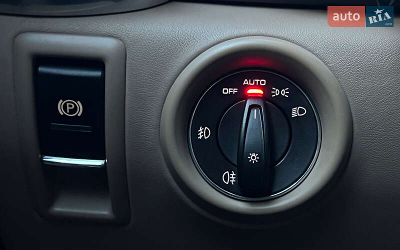 Внедорожник / Кроссовер Porsche Cayenne 2012 в Львове