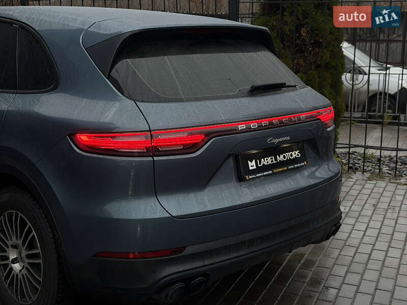 Внедорожник / Кроссовер Porsche Cayenne 2018 в Киеве