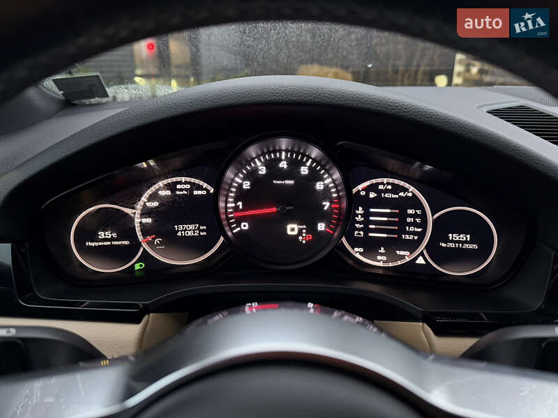 Внедорожник / Кроссовер Porsche Cayenne 2018 в Киеве