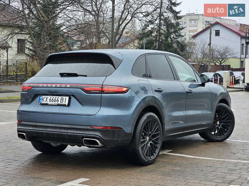 Позашляховик / Кросовер Porsche Cayenne 2018 в Києві