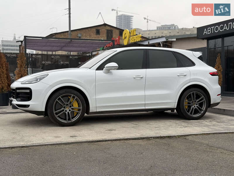 Позашляховик / Кросовер Porsche Cayenne 2018 в Києві
