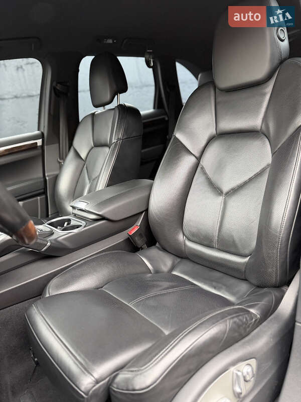 Позашляховик / Кросовер Porsche Cayenne 2012 в Києві фото 14 Позашляховик / Кросовер Porsche Cayenne 2012 в Києві