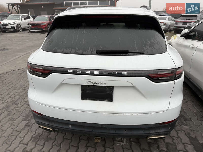 Позашляховик / Кросовер Porsche Cayenne 2019 в Львові