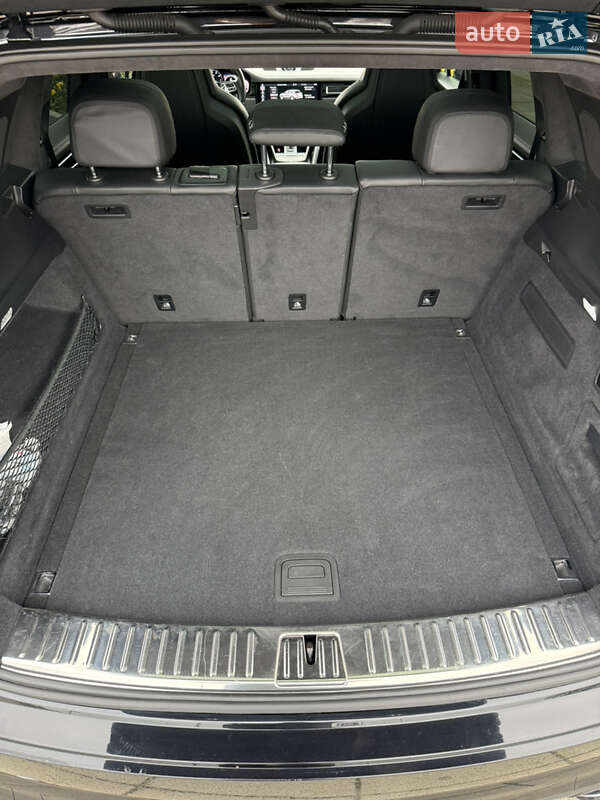 Позашляховик / Кросовер Porsche Cayenne 2019 в Києві