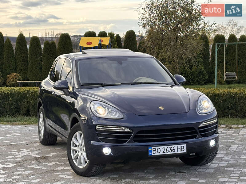 Позашляховик / Кросовер Porsche Cayenne 2011 в Тернополі