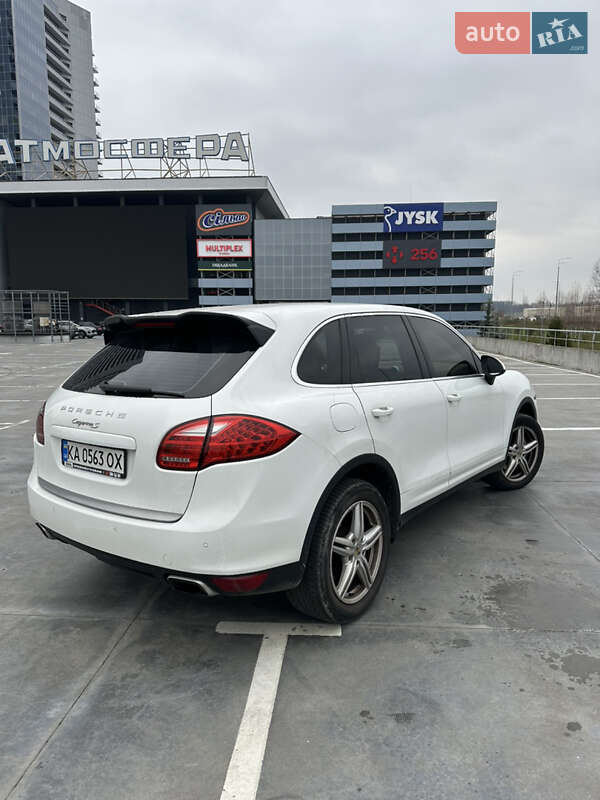Внедорожник / Кроссовер Porsche Cayenne 2013 в Киеве фото 4 Внедорожник / Кроссовер Porsche Cayenne 2013 в Киеве