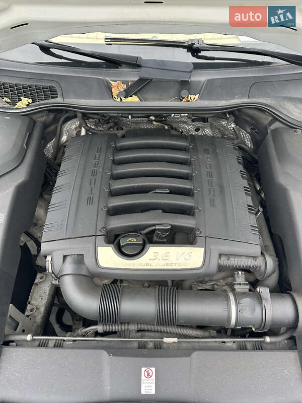 Внедорожник / Кроссовер Porsche Cayenne 2013 в Киеве фото 15 Внедорожник / Кроссовер Porsche Cayenne 2013 в Киеве