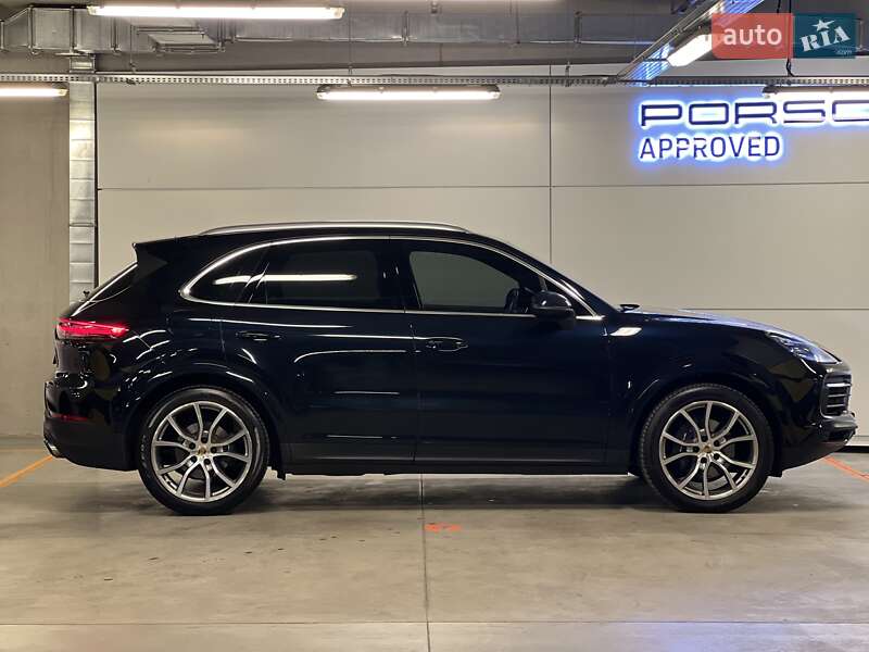 Позашляховик / Кросовер Porsche Cayenne 2021 в Києві