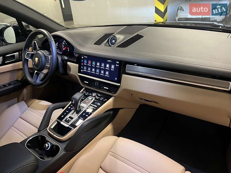 Позашляховик / Кросовер Porsche Cayenne 2021 в Києві