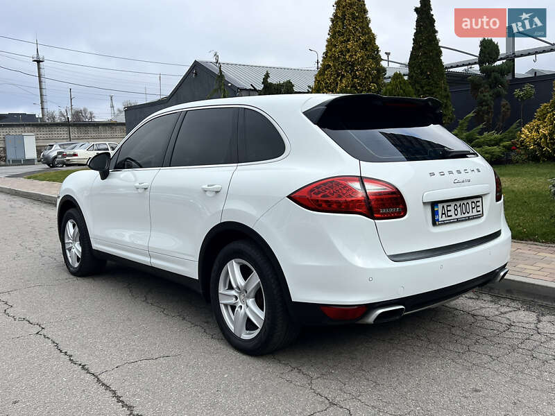 Внедорожник / Кроссовер Porsche Cayenne 2012 в Днепре