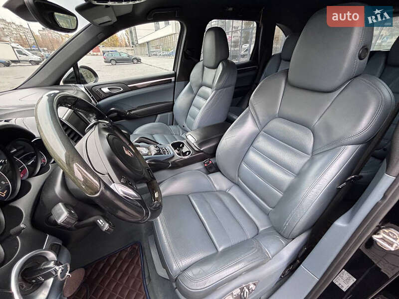 Позашляховик / Кросовер Porsche Cayenne 2011 в Дніпрі