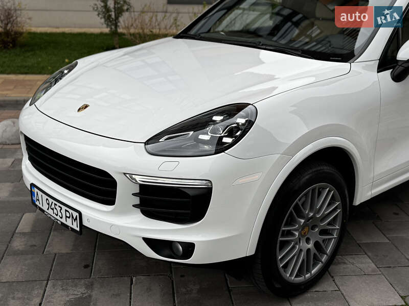 Внедорожник / Кроссовер Porsche Cayenne 2017 в Киеве