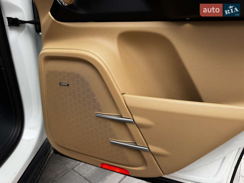 Внедорожник / Кроссовер Porsche Cayenne 2017 в Киеве