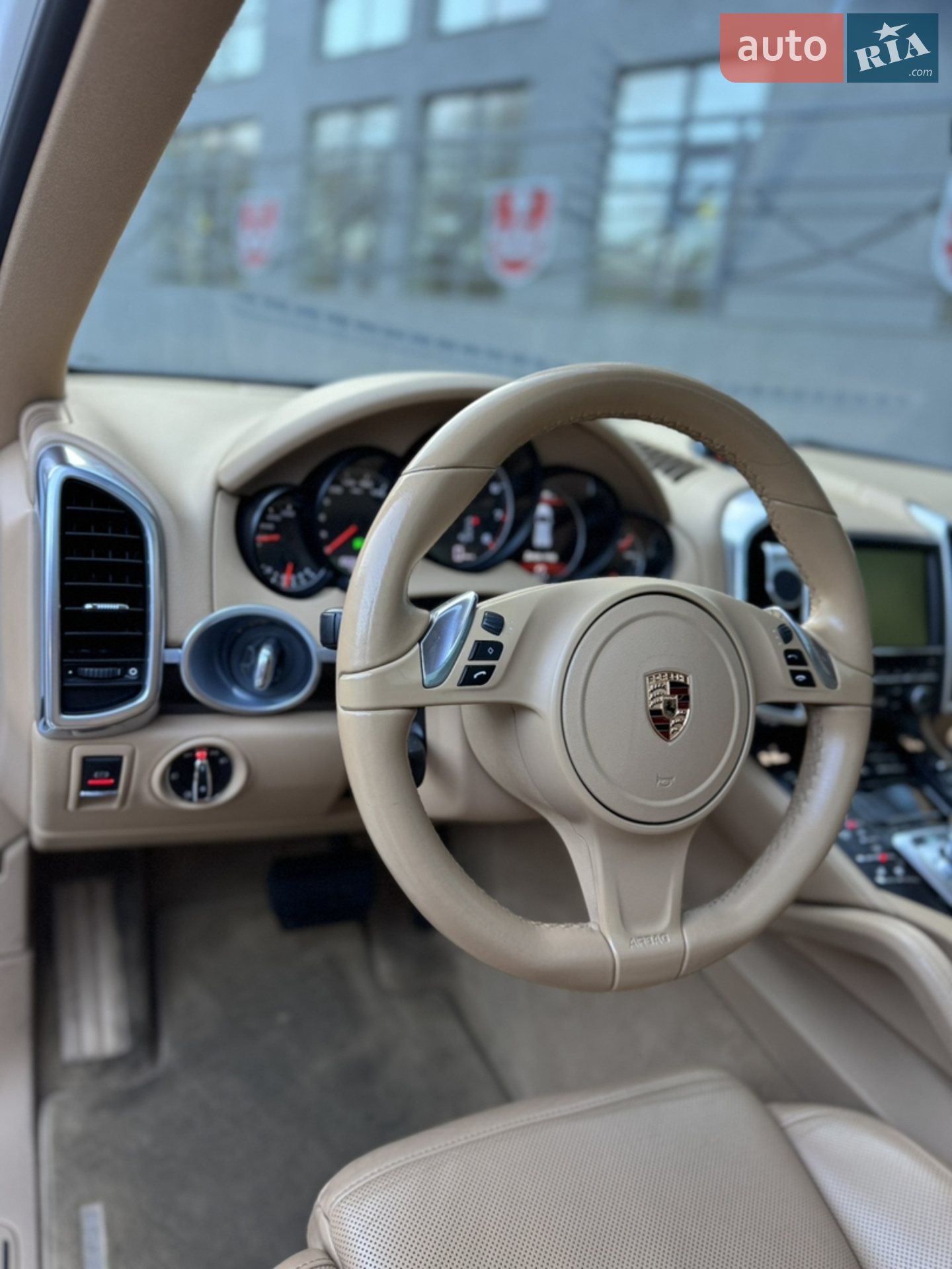 2014 Porsche Cayenne - мініатюра 27