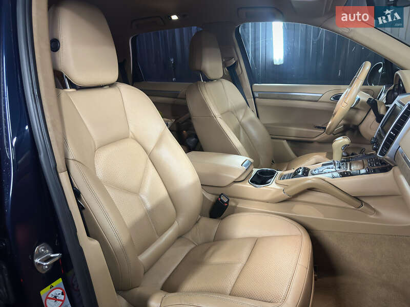 Позашляховик / Кросовер Porsche Cayenne 2012 в Києві фото 10 Позашляховик / Кросовер Porsche Cayenne 2012 в Києві