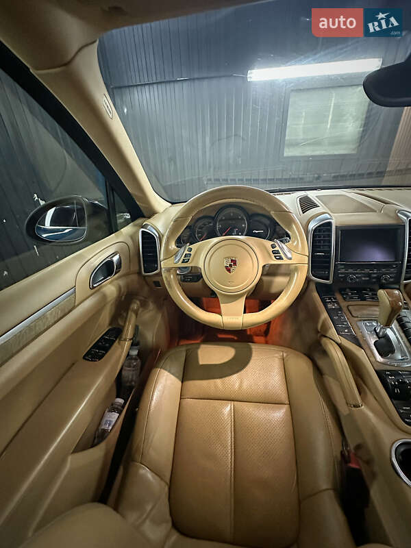 Позашляховик / Кросовер Porsche Cayenne 2012 в Києві фото 11 Позашляховик / Кросовер Porsche Cayenne 2012 в Києві