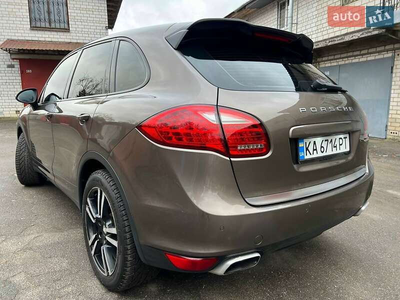 Внедорожник / Кроссовер Porsche Cayenne 2012 в Киеве фото 7 Внедорожник / Кроссовер Porsche Cayenne 2012 в Киеве