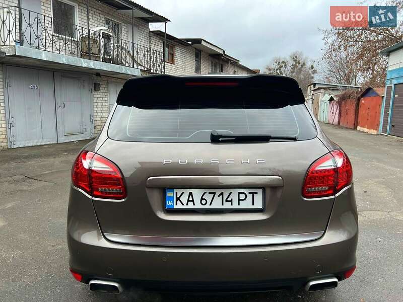 Внедорожник / Кроссовер Porsche Cayenne 2012 в Киеве фото 11 Внедорожник / Кроссовер Porsche Cayenne 2012 в Киеве