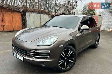 Позашляховик / Кросовер Porsche Cayenne 2012 в Києві