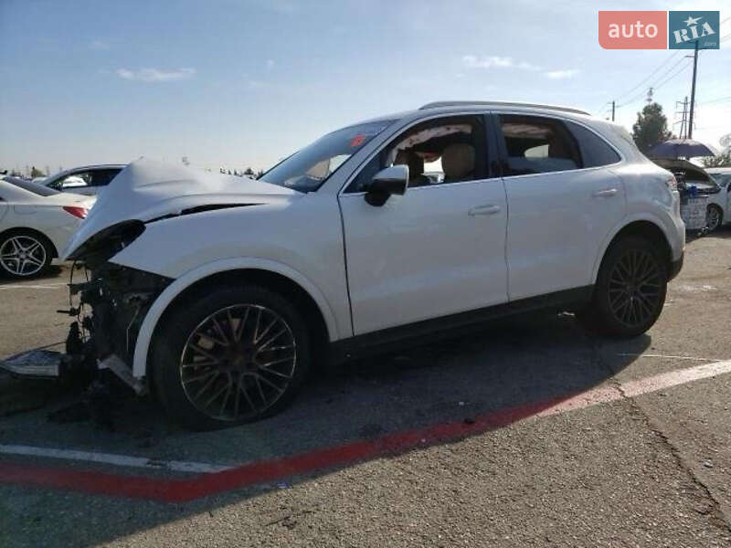 Позашляховик / Кросовер Porsche Cayenne 2021 в Вінниці