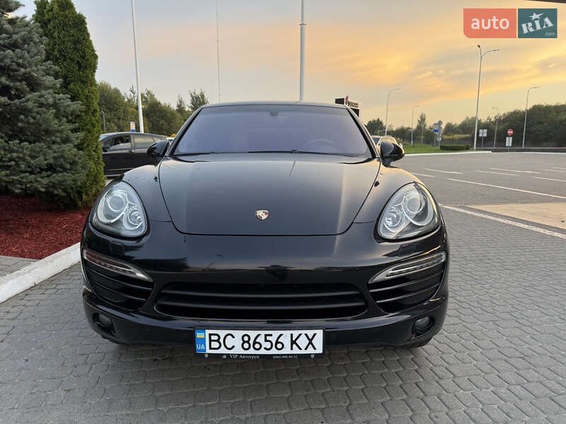 Позашляховик / Кросовер Porsche Cayenne 2010 в Львові