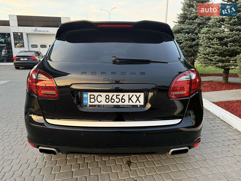 Позашляховик / Кросовер Porsche Cayenne 2010 в Львові