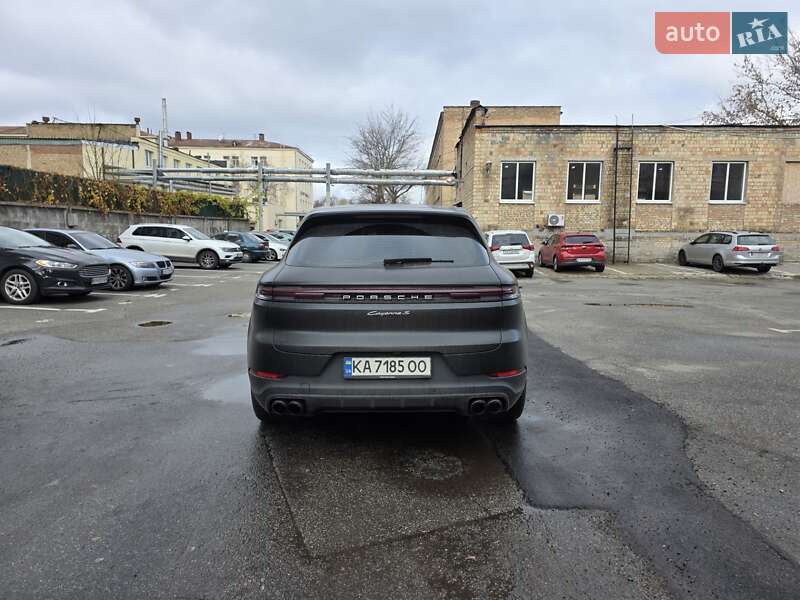 Позашляховик / Кросовер Porsche Cayenne 2024 в Києві
