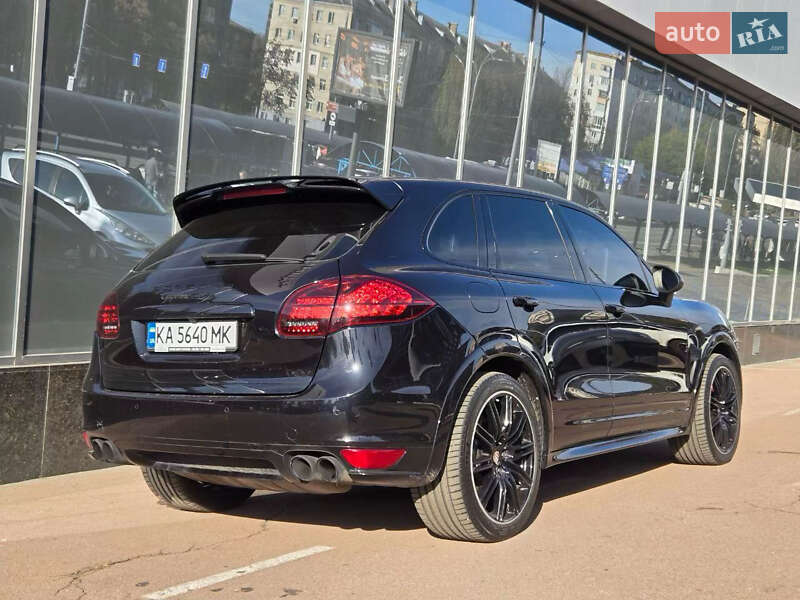 Внедорожник / Кроссовер Porsche Cayenne 2010 в Киеве фото 7 Внедорожник / Кроссовер Porsche Cayenne 2010 в Киеве
