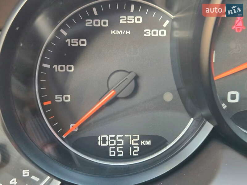 Внедорожник / Кроссовер Porsche Cayenne 2010 в Киеве фото 23 Внедорожник / Кроссовер Porsche Cayenne 2010 в Киеве