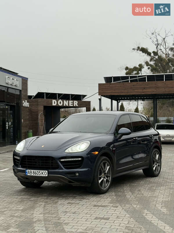 Позашляховик / Кросовер Porsche Cayenne 2012 в Вінниці