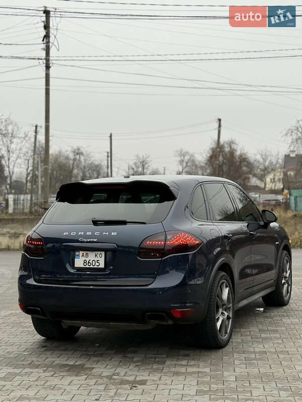 Позашляховик / Кросовер Porsche Cayenne 2012 в Вінниці
