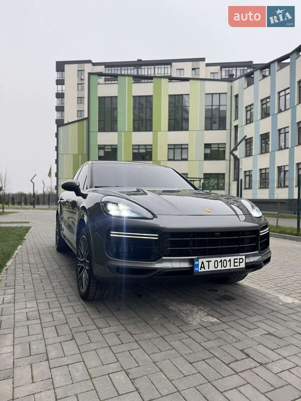 Внедорожник / Кроссовер Porsche Cayenne 2021 в Ивано-Франковске
