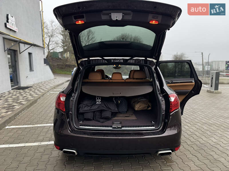 Внедорожник / Кроссовер Porsche Cayenne 2013 в Киеве