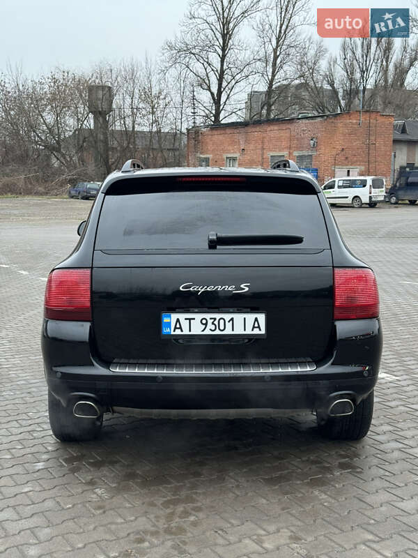 Внедорожник / Кроссовер Porsche Cayenne 2006 в Коломые