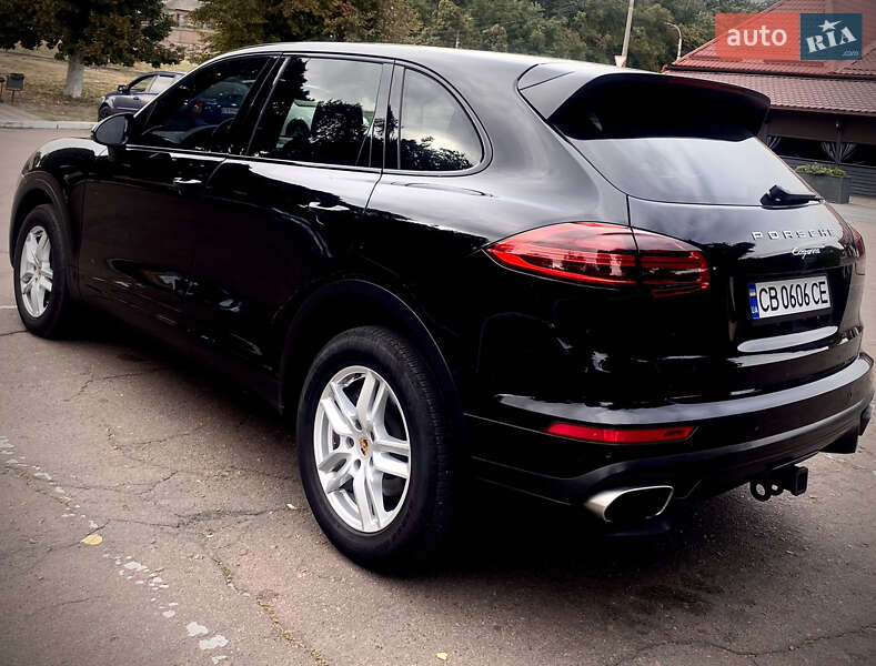Внедорожник / Кроссовер Porsche Cayenne 2016 в Киеве фото 29 Внедорожник / Кроссовер Porsche Cayenne 2016 в Киеве