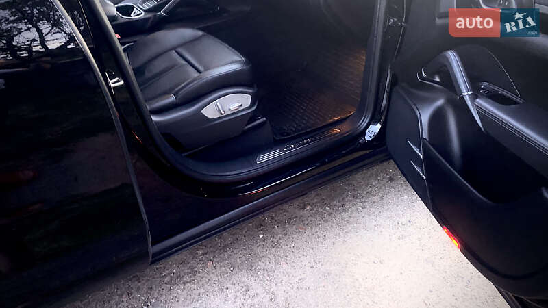 Внедорожник / Кроссовер Porsche Cayenne 2016 в Киеве фото 61 Внедорожник / Кроссовер Porsche Cayenne 2016 в Киеве