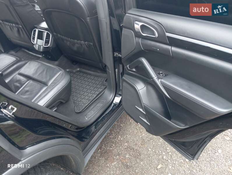 Внедорожник / Кроссовер Porsche Cayenne 2011 в Львове фото 47 Внедорожник / Кроссовер Porsche Cayenne 2011 в Львове