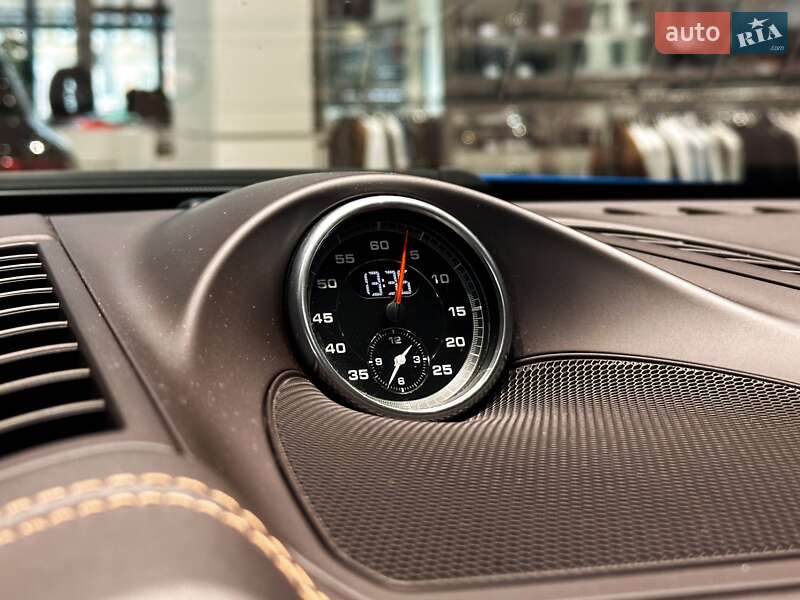 Позашляховик / Кросовер Porsche Cayenne 2016 в Одесі