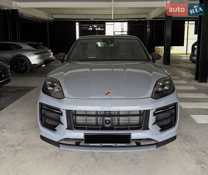 Porsche Cayenne 2025