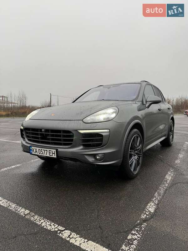 Внедорожник / Кроссовер Porsche Cayenne 2016 в Киеве фото 22 Внедорожник / Кроссовер Porsche Cayenne 2016 в Киеве