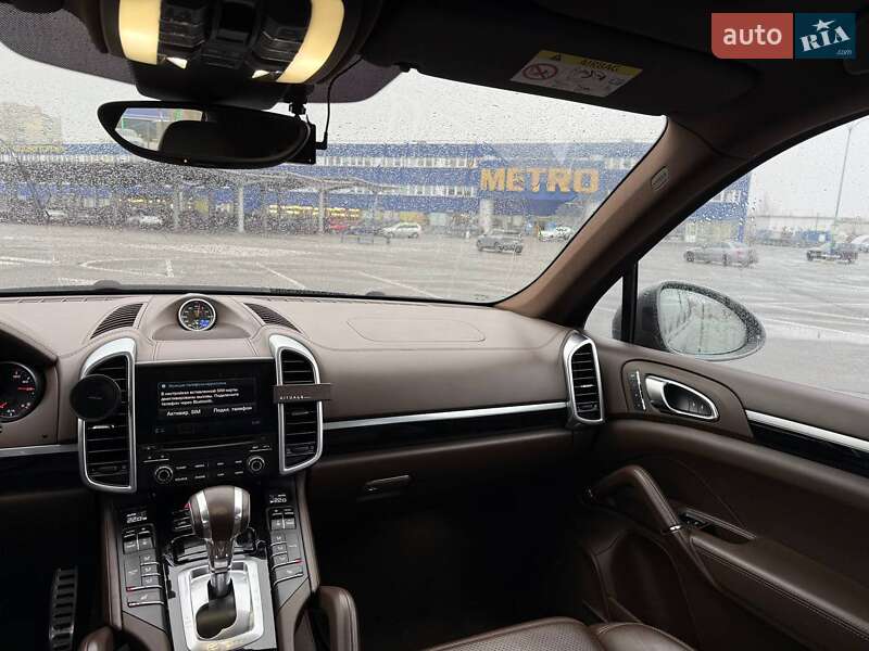 Внедорожник / Кроссовер Porsche Cayenne 2016 в Киеве фото 30 Внедорожник / Кроссовер Porsche Cayenne 2016 в Киеве